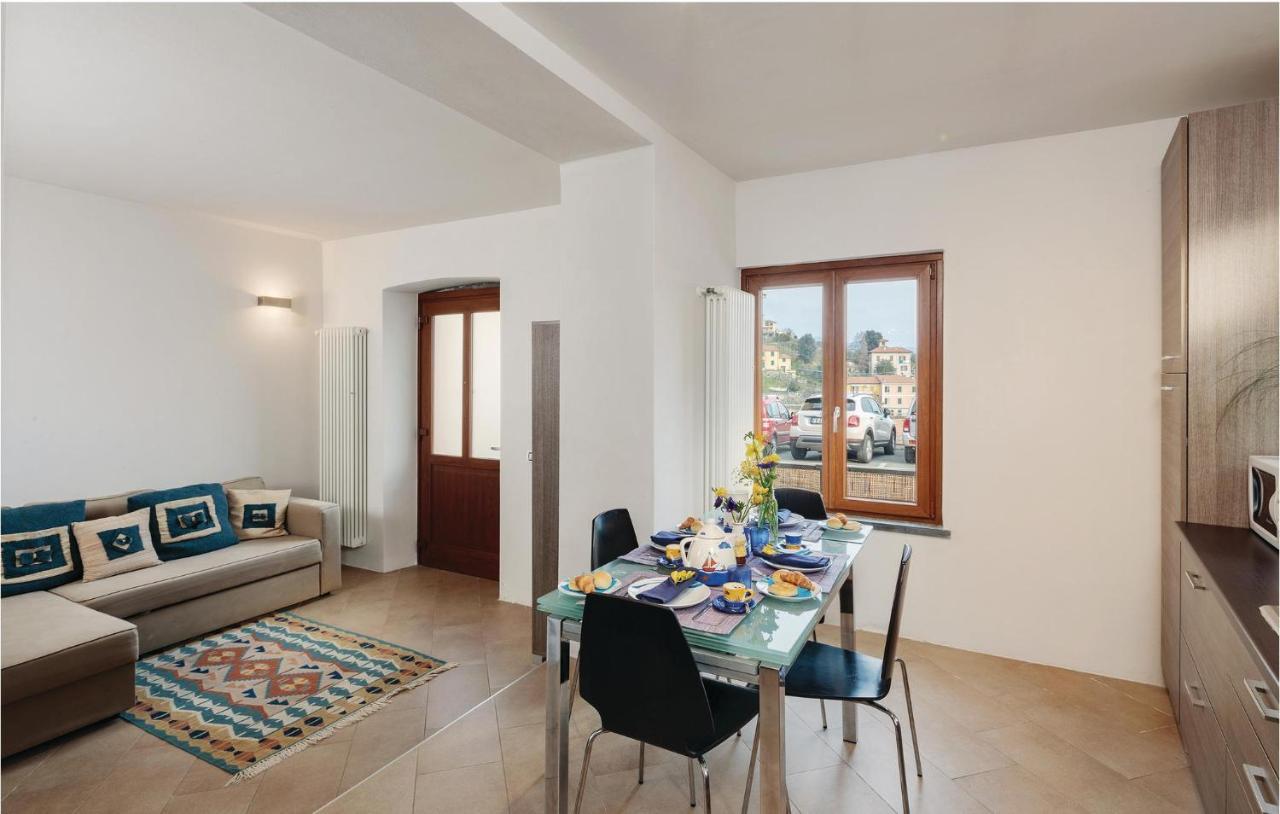 Beautiful Apartment In Pitelli -Sp- With Kitchen La Spezia Luaran gambar